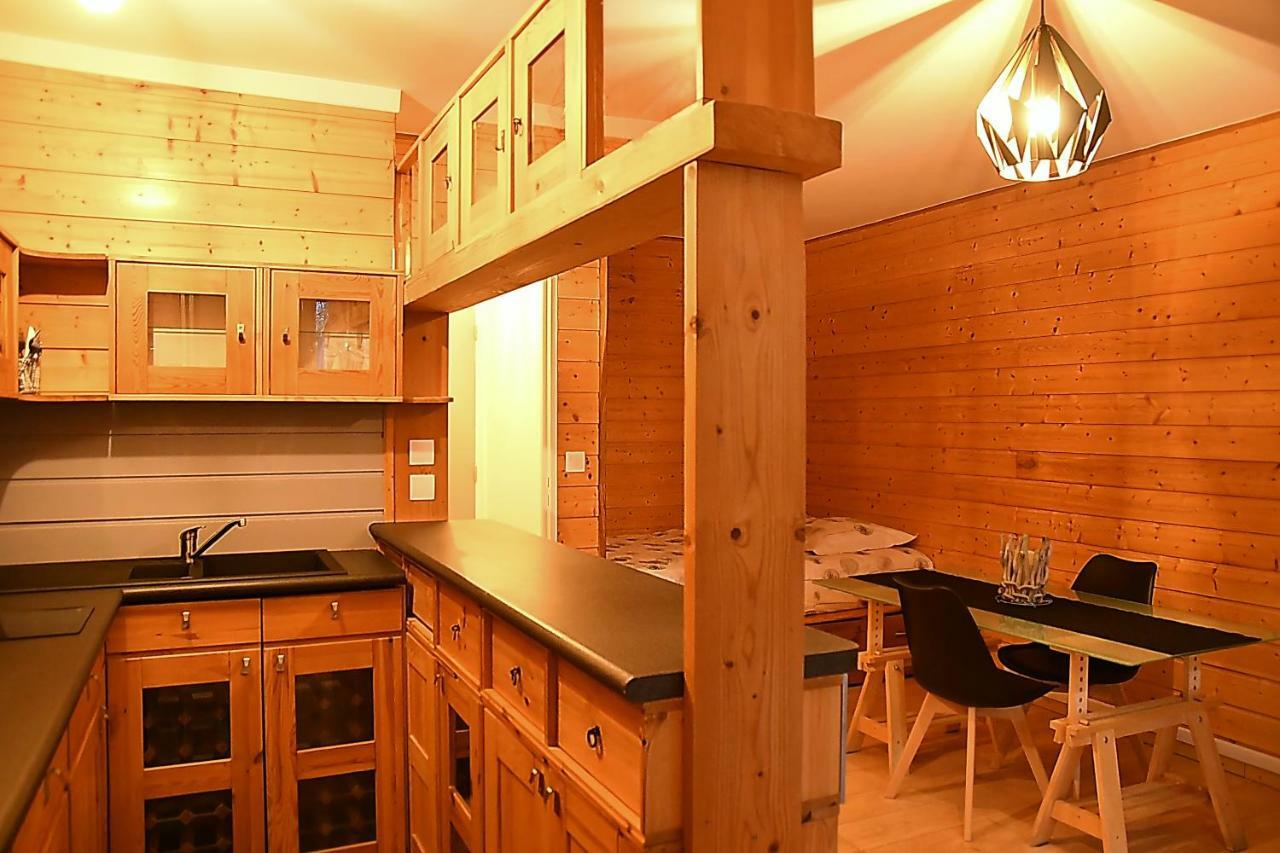 F1 Entier Cosy Style Chalet Montgeron, Proche Paris Exterior foto